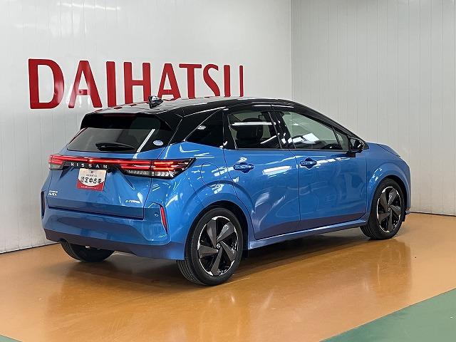 オーラＧハイブリッド車　衝突被害軽減ブレーキシステム　ドラレコ　ＵＳＢ接続端子　ステアリングスイッチ　アラウンドビューモニター　全車速追従機能付ＡＣＣ　ワイヤレス充電器電動パーキングブレーキ　ＥＴＣ（神奈川県）の中古車