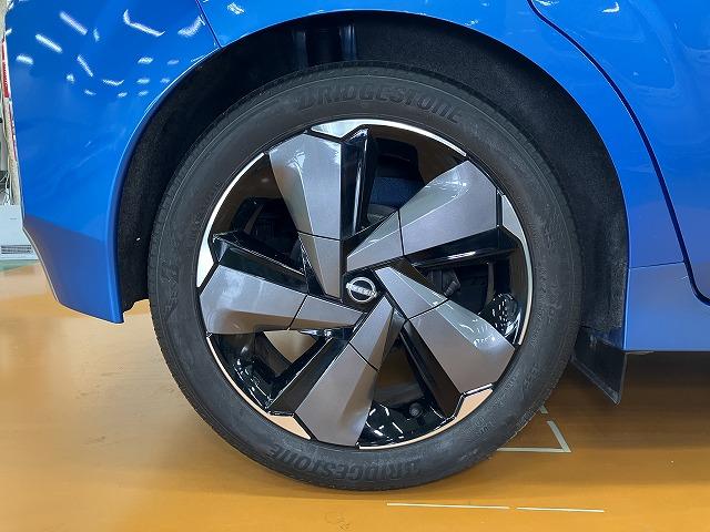 オーラＧハイブリッド車　衝突被害軽減ブレーキシステム　ドラレコ　ＵＳＢ接続端子　ステアリングスイッチ　アラウンドビューモニター　全車速追従機能付ＡＣＣ　ワイヤレス充電器電動パーキングブレーキ　ＥＴＣ（神奈川県）の中古車