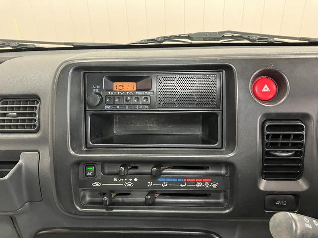 ハイゼットトラック多目的ダンプ三方開　ＰＴＯ式　ラジオ　エアコン　４ＷＤ　５段マニュアルシフト（神奈川県）の中古車