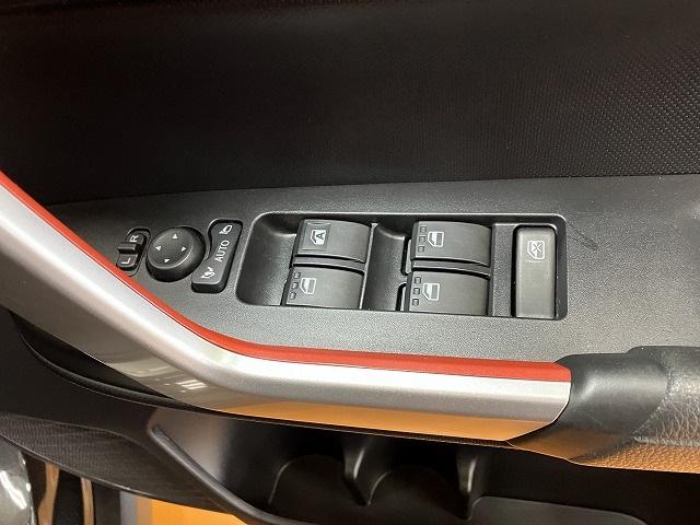 ロッキーＧサポカーＳワイド適合　ドラレコ　パノラマモニター対応　全車速追従機能付ＡＣＣ　ステアリングスイッチ　ＵＳＢ接続端子　シートヒーター　コーナーセンサー　レーンアシスト　ＥＴＣ　キーフリー（神奈川県）の中古車