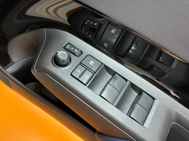 アクアＺハイブリッド　衝突被害軽減ブレーキシステム　ドラレコ　全方位カメラ　ステアリングスイッチ　クルーズコントロール　Ｐスタート　シートヒーター　ＥＴＣ　パワーシート　キーフリー（神奈川県）の中古車
