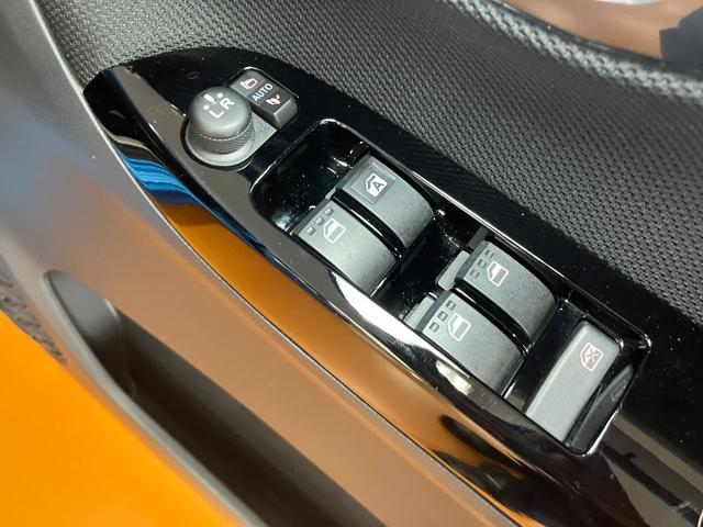ムーヴカスタム　ＲＳ　ハイパーリミテッドＳＡIIIサポカーＳワイド適合　ドラレコ　パノラマモニター対応　　ステアリングスイッチ　ＵＳＢ接続端子　Ｐスタート　運転席シートヒーター　電動格納ミラー　オートハイビーム　Ｂカメラ　キーフリー（神奈川県）の中古車