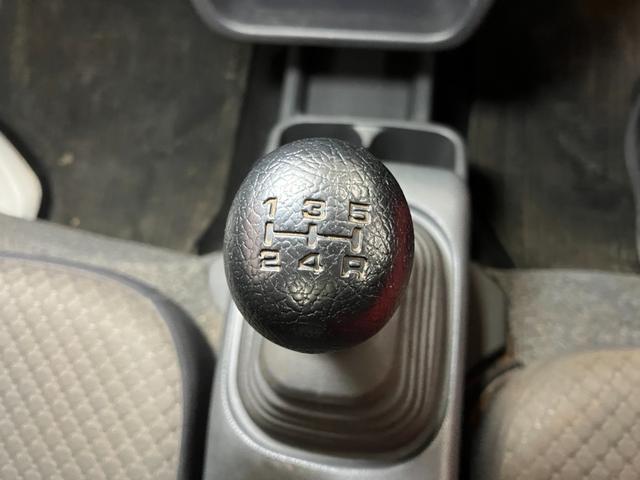 ＮＴ１００クリッパートラックＧＸ４ＷＤ　三方開　荷台作業灯　デフロック　光軸調整ダイヤル　５段マニュアルシフト　パワーウインドウ　パワーステアリング　キーレス（神奈川県）の中古車