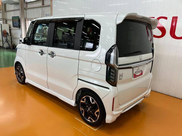 N−BOXカスタムG・Lターボホンダセンシング衝突被害軽減ブレーキシステム 両側オートスライドドア Bカメラ ステアリングスイッチ クルーズコントロール USB接続端子 ETC Pスタート レーンアシスト パドルシフト キーフリー(神奈川県)の中古車