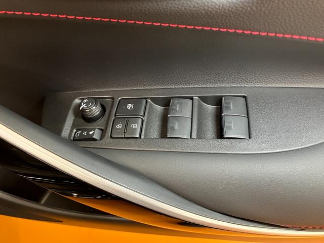 カローラスポーツＧ　Ｚ衝突被害軽減ブレーキシステム　ドラレコ　マルチメディアオーディオ　ステアリングスイッチ　ＡＣＣ　電動パーキングブレーキ　シートヒーター　パドルシフト　ＥＴＣ　キーフリー（神奈川県）の中古車