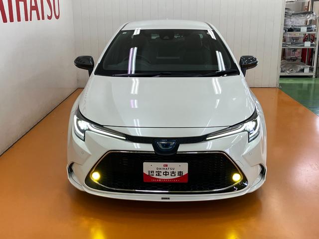 カローラハイブリッド　ダブルバイビー衝突被害軽減ブレーキシステム　ドラレコ　Ｂカメラ　マルチメディアオーディオ　ステアリングスイッチ　クルーズコントロール　シートヒーター　ワイヤレス充電器　電動パーキングブレーキ　ＳＯＳスイッチ（神奈川県）の中古車