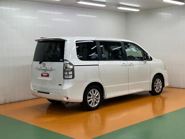 ヴォクシーX 車いす仕様車福祉車両 車いす乗車 電動ウインチ 3列シート 両側オートスライドドア Bカメラ ステアリングスイッチ Pスタート ETC 電動格納ミラー キーフリー(神奈川県)の中古車