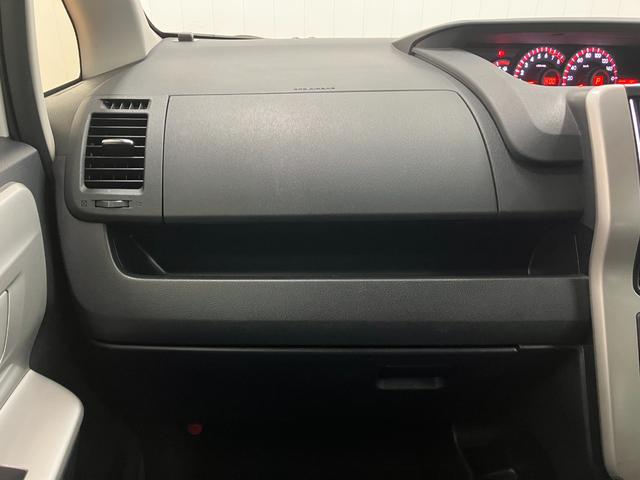 ヴォクシーX 車いす仕様車福祉車両 車いす乗車 電動ウインチ 3列シート 両側オートスライドドア Bカメラ ステアリングスイッチ Pスタート ETC 電動格納ミラー キーフリー(神奈川県)の中古車