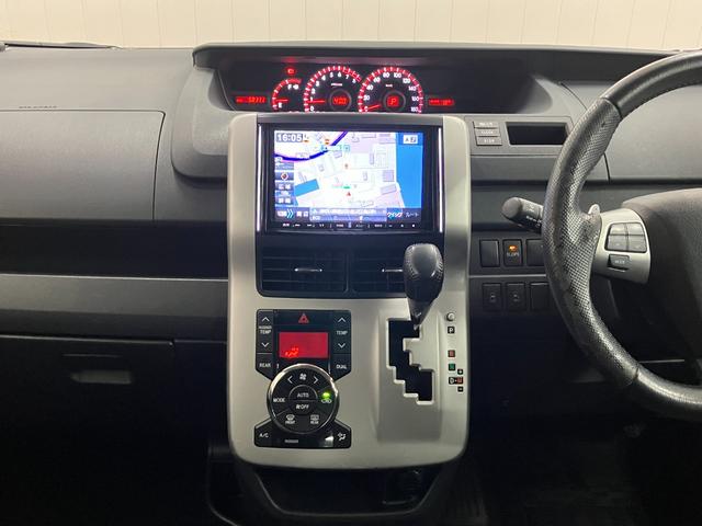 ヴォクシーX 車いす仕様車福祉車両 車いす乗車 電動ウインチ 3列シート 両側オートスライドドア Bカメラ ステアリングスイッチ Pスタート ETC 電動格納ミラー キーフリー(神奈川県)の中古車