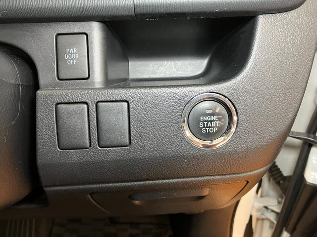 ヴォクシーX 車いす仕様車福祉車両 車いす乗車 電動ウインチ 3列シート 両側オートスライドドア Bカメラ ステアリングスイッチ Pスタート ETC 電動格納ミラー キーフリー(神奈川県)の中古車