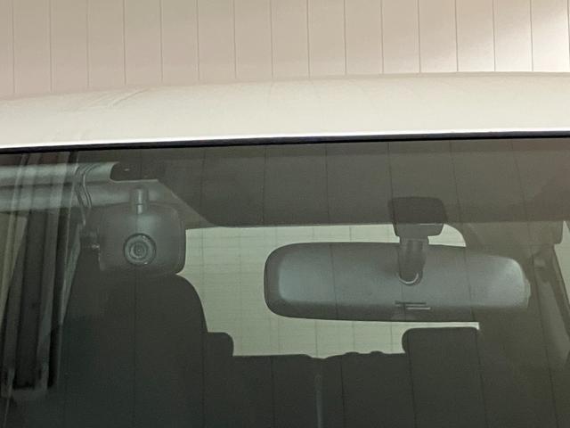 ヴォクシーX 車いす仕様車福祉車両 車いす乗車 電動ウインチ 3列シート 両側オートスライドドア Bカメラ ステアリングスイッチ Pスタート ETC 電動格納ミラー キーフリー(神奈川県)の中古車