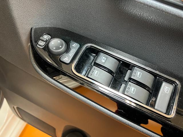 タントカスタムRSサポカーSワイド適合 ドラレコ ミラクルオープンドア 両側オートスライドドア 後席モニター 電動パーキングブレーキ パノラマモニター対応 シートヒーター コーナーセンサー USB接続端子 ETC(神奈川県)の中古車