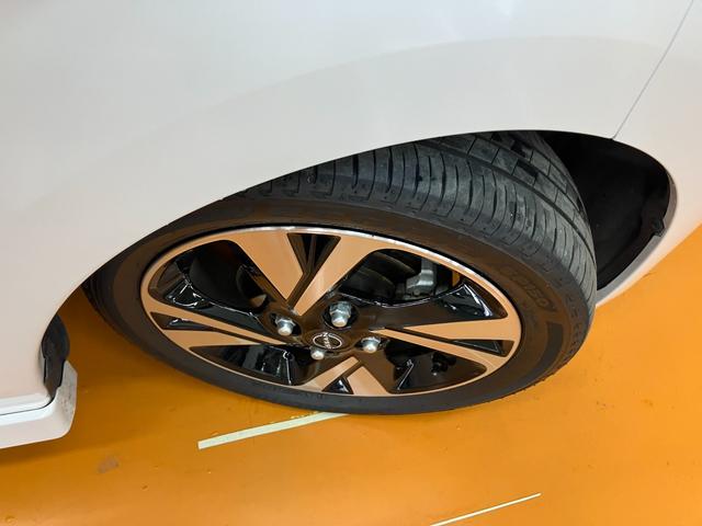 デイズハイウェイスター　Ｇターボプロパイロットエディション衝突被害軽減ブレーキシステム　ドラレコ　アラウンドビューモニター　クルーズコントロール　ステアリングスイッチ　電動パーキングブレーキ　ＵＳＢ接続端子　Ｐスタート　ＥＴＣ　インナーカメラ　ＳＯＳスイッチ（神奈川県）の中古車