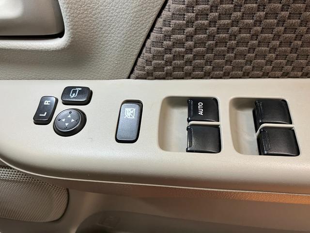 ＮＶ１００クリッパーバンＧＸターボ衝突被害軽減ブレーキシステム　両側スライドドア　Ｂカメラ　ナビ　エアコン　リヤファン　ＥＴＣ　横滑り防止機能　誤発進抑制機能　フォグランプ　電動格納ミラー　キーレス（神奈川県）の中古車