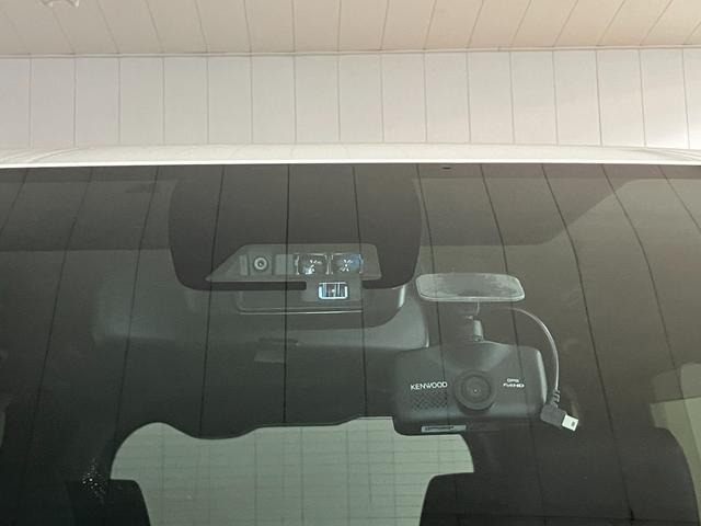 ヴォクシーZS 煌II衝突被害軽減ブレーキシステム ドラレコ ダブルエアコン ステアリングスイッチ USB接続端子 両側オートスライドドア 3列シート ETC Pスタート キーフリー(神奈川県)の中古車