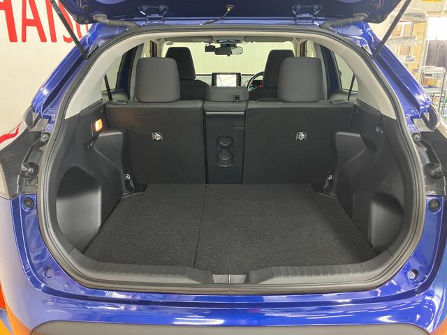 ヤリスクロスハイブリッドＧ衝突被害軽減ブレーキシステム　ドラレコ　ステアリングスイッチ　レーダークルーズコントロール　運転席シートヒーター　ＵＳＢ接続端子　電動パーキングブレーキ　ＳＯＳスイッチ　ステアリングヒーター　ＥＴＣ（神奈川県）の中古車