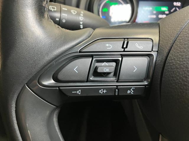 ヤリスクロスハイブリッドＧ衝突被害軽減ブレーキシステム　ドラレコ　ステアリングスイッチ　レーダークルーズコントロール　運転席シートヒーター　ＵＳＢ接続端子　電動パーキングブレーキ　ＳＯＳスイッチ　ステアリングヒーター　ＥＴＣ（神奈川県）の中古車