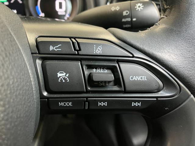 ヤリスクロスハイブリッドＧ衝突被害軽減ブレーキシステム　ドラレコ　ステアリングスイッチ　レーダークルーズコントロール　運転席シートヒーター　ＵＳＢ接続端子　電動パーキングブレーキ　ＳＯＳスイッチ　ステアリングヒーター　ＥＴＣ（神奈川県）の中古車