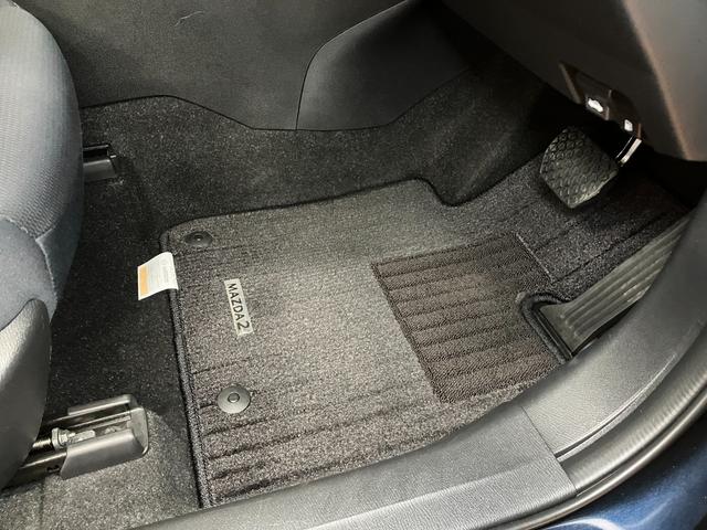 ＭＡＺＤＡ２１５Ｓプロアクティブ　Ｓパッケージ衝突被害軽減ブレーキシステム　全周囲カメラ　ドラレコ　Ｂカメラ　シートヒーター　パドルシフト　ステアリングスイッチ　クルーズコントロール　ＵＳＢ接続端子　ＥＴＣ　パワーシート（神奈川県）の中古車