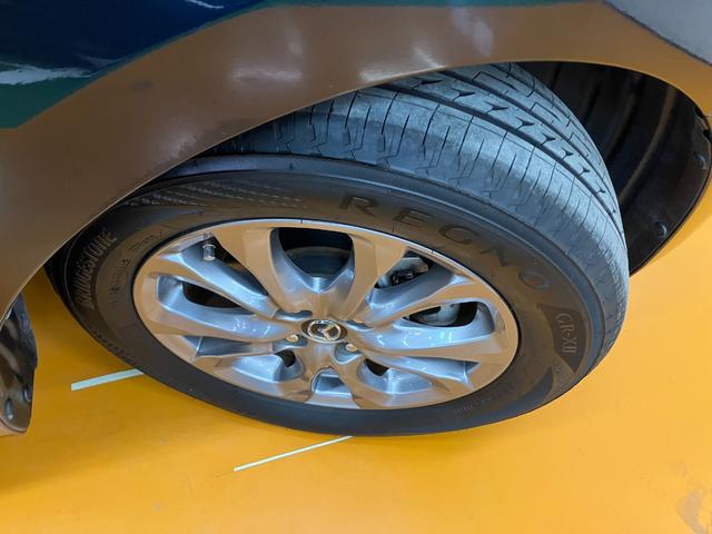 ＭＡＺＤＡ２１５Ｓプロアクティブ　Ｓパッケージ衝突被害軽減ブレーキシステム　全周囲カメラ　ドラレコ　Ｂカメラ　シートヒーター　パドルシフト　ステアリングスイッチ　クルーズコントロール　ＵＳＢ接続端子　ＥＴＣ　パワーシート（神奈川県）の中古車