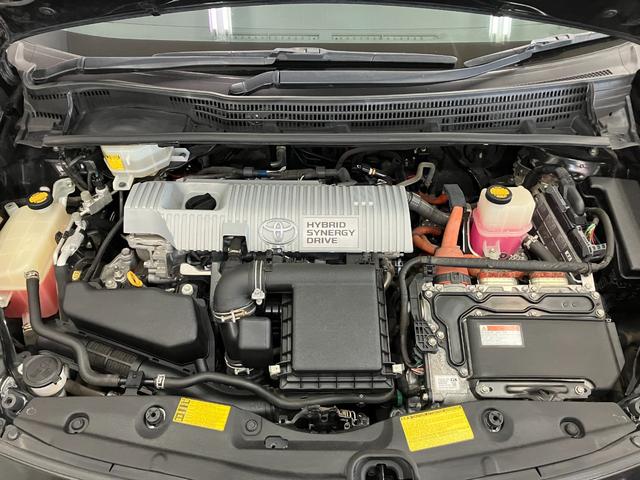 プリウスＳドラレコ　Ｂカメラ　ステアリングスイッチ　オートエアコン　Ｐスタート　電動格納ミラー　ＥＴＣ　パワーウインドウ　キーフリー（神奈川県）の中古車