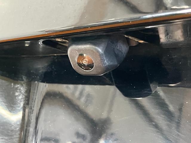 プリウスＳドラレコ　Ｂカメラ　ステアリングスイッチ　オートエアコン　Ｐスタート　電動格納ミラー　ＥＴＣ　パワーウインドウ　キーフリー（神奈川県）の中古車