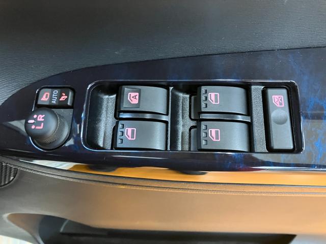 タントカスタムＲＳ　トップエディションＳＡIIIサポカーＳワイド適合　ドラレコ　ミラクルオープンドア　両側オートスライドドア　Ｂカメラ　ステアリングスイッチ　ＵＳＢ接続端子　Ｐスタート　運転席シートヒーター　オートハイビーム　キーフリー（神奈川県）の中古車