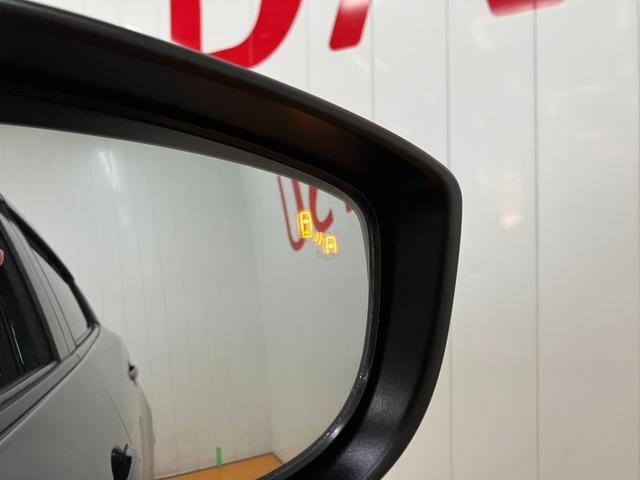 ＭＡＺＤＡ２１５Ｓ衝突被害軽減ブレーキシステム　ドラレコ　ブラインドスポットモニター　全周囲カメラ　ステアリングスイッチ　Ｐスタート　ＵＳＢ接続端子　コーナーセンサー　キーフリー（神奈川県）の中古車