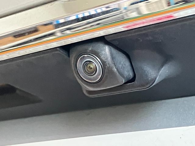 クラウンハイブリッドS エレガンススタイル衝突被害軽減ブレーキシステム ドラレコ 全周囲カメラ ステアリングスイッチ クルーズコントロール USB接続端子 電動パーキングブレーキ 自動防眩式ルームミラー SOSスイッチ ETC パワーシート(神奈川県)の中古車