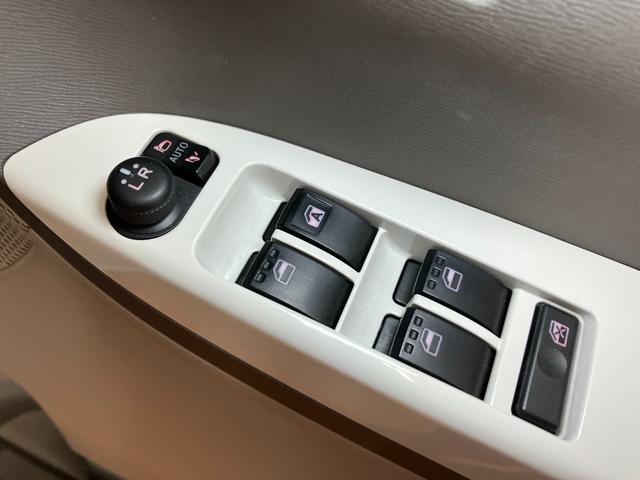 タントX ホワイトアクセントSAIIIサポカーSワイド適合 ミラクルオープンドア 片側オートスライドドア Bカメラ ステアリングスイッチ USB接続端子 Pスタート 運転席シートヒーター オートハイビーム キーフリー(神奈川県)の中古車