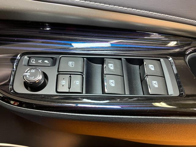 ハリアーハイブリッドプレミアム　スタイルアッシュ衝突被害軽減ブレーキシステム　ドラレコ　Ｂカメラ　ステアリングスイッチ　クルーズコントロール　ＥＴＣ　Ｐスタート　オートハイビーム　パワーシート　シートメモリー　キーフリー（神奈川県）の中古車