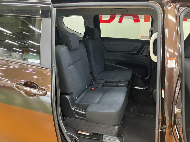 シエンタＧ衝突被害軽減ブレーキシステム　３列シート　ドラレコ　Ｂカメラ　ナビ　オートエアコン　ステアリングスイッチ　Ｐスタート　レーンアシスト　オートエアコン　両側オートスライドドア　ＥＴＣ　キーフリー（神奈川県）の中古車