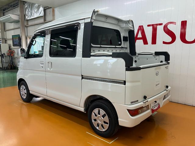 ハイゼットカーゴデッキバンＧ　ナビ　ドラレコ　ＥＴＣ　Ｂカメラ４ＷＤ　サポカーＳワイド適合　ドラレコ　Ｂカメラ　両側スライドドア　エアコン　電動格納ミラー　アイドリングストップ　オートハイビーム　光軸調整ダイヤル　ＥＴＣ　キーレス（神奈川県）の中古車