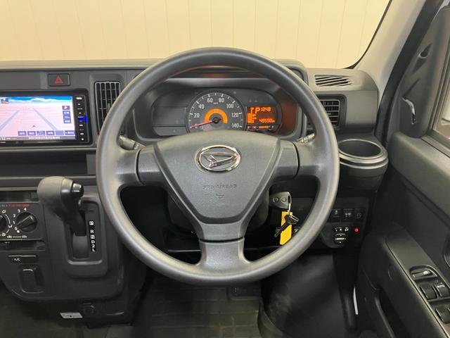 ハイゼットカーゴデッキバンＧ　ナビ　ドラレコ　ＥＴＣ　Ｂカメラ４ＷＤ　サポカーＳワイド適合　ドラレコ　Ｂカメラ　両側スライドドア　エアコン　電動格納ミラー　アイドリングストップ　オートハイビーム　光軸調整ダイヤル　ＥＴＣ　キーレス（神奈川県）の中古車