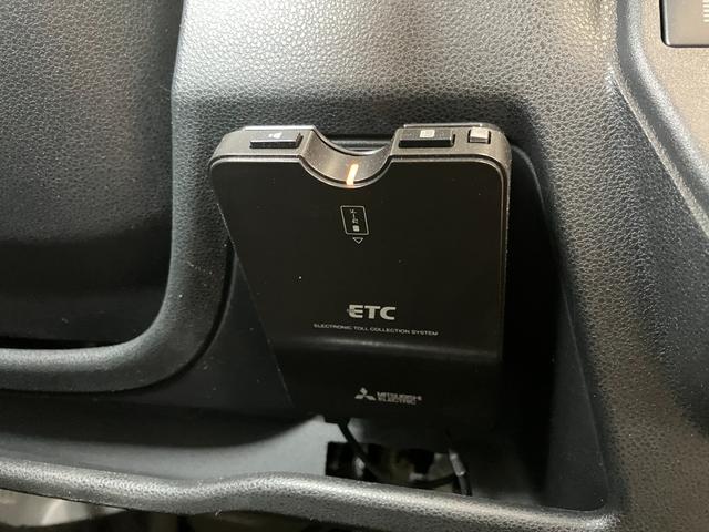 ハイゼットカーゴデッキバンＧ　ナビ　ドラレコ　ＥＴＣ　Ｂカメラ４ＷＤ　サポカーＳワイド適合　ドラレコ　Ｂカメラ　両側スライドドア　エアコン　電動格納ミラー　アイドリングストップ　オートハイビーム　光軸調整ダイヤル　ＥＴＣ　キーレス（神奈川県）の中古車