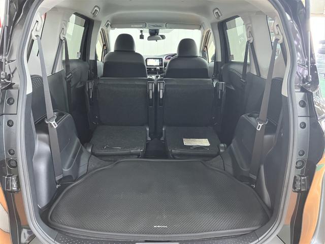 シエンタＧ　クエロ衝突被害軽減ブレーキシステム　両側オートスライドドア　３列シート　ドラレコ　Ｂカメラ　ステアリングスイッチ　シートヒーター　Ｐスタート　アイドリングストップ　ＥＴＣ　電動格納ミラー　キーフリー（神奈川県）の中古車