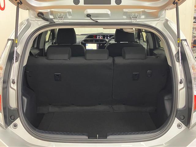 アクアS ウェルキャブ 助手席回転シート Aタイプ福祉車両 手動助手席回転シート 衝突被害軽減ブレーキシステム Bカメラ ステアリングスイッチ Pスタート 電動格納ミラー オートハイビーム レーンアシスト ETC キーフリー(神奈川県)の中古車