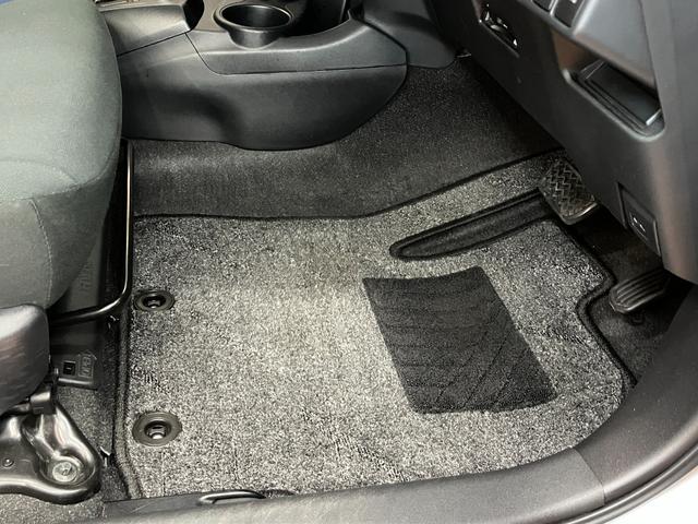 アクアS ウェルキャブ 助手席回転シート Aタイプ福祉車両 手動助手席回転シート 衝突被害軽減ブレーキシステム Bカメラ ステアリングスイッチ Pスタート 電動格納ミラー オートハイビーム レーンアシスト ETC キーフリー(神奈川県)の中古車