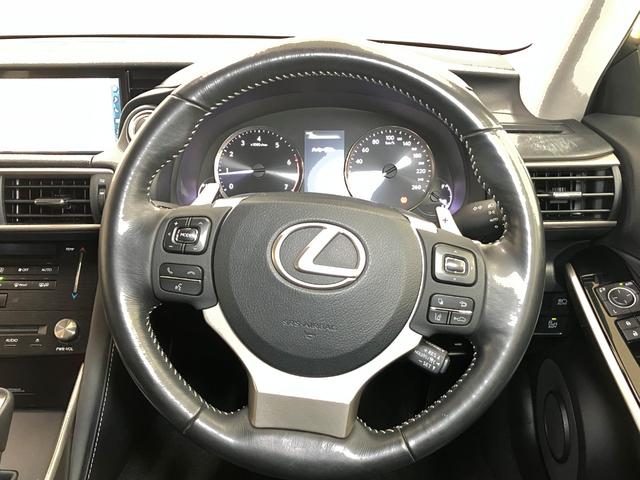 ＩＳＩＳ２００ｔ　ブラインドスポットモニター衝突被害軽減ブレーキシステム　ブラインドスポットモニター　Ｂカメラ　ステアリングスイッチ　クルーズコントロール　パドルシフト　ドライブモードセレクター　ＥＴＣ　パワーシート　オートワイパー（神奈川県）の中古車