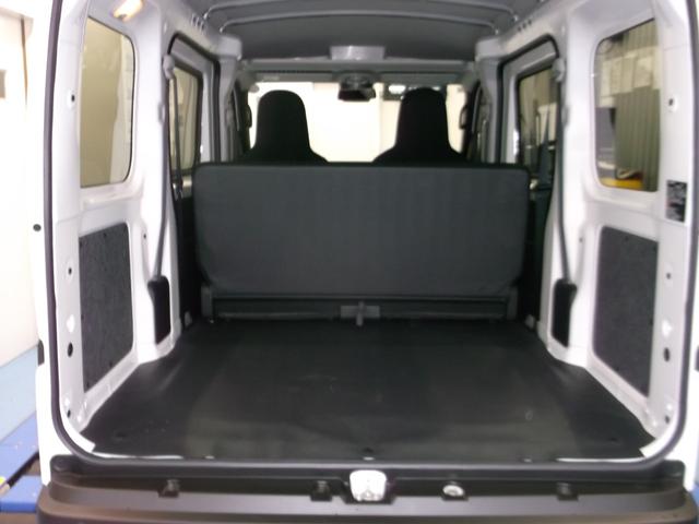 ハイゼットカーゴDXサポカーSワイド適合 ラジオ エアコン アクセサリーソケット コーナーセンサー アイドリングストップ 光軸調整ダイヤル 横滑り防止機能 誤発進抑制機能 パワーウインドウ キーレス(神奈川県)の中古車