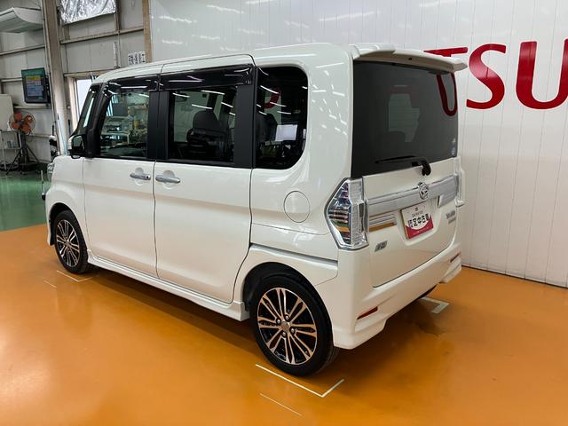 タントカスタムＲＳ　ＳＡスマアシ　ミラクルオープンドア　両側オートスライドドア　ＣＤチューナー　Ｐスタート　エコアイドル　横滑り防止機能　誤発進抑制機能　電動格納ミラー　キーフリー（神奈川県）の中古車