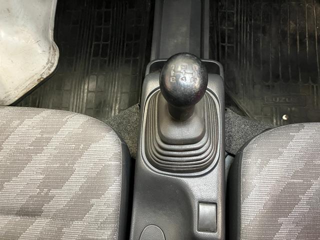 キャリイトラック頑丈ダンプ４ＷＤ　三方開　油圧シリンダー　荷台昇降　　エアコン　ラジオ　５段マニュアルシフト　光軸調整ダイヤル　パワーステアリング（神奈川県）の中古車