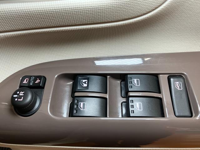 ムーヴキャンバスＸリミテッドメイクアップ　ＳＡII　ナビ　ドラレコ　ＥＴＣナビ　ドラレコ　ＥＴＣ　ステアリングスイッチ　オートエアコン　Ｐスタート　両側オートスライドドア　アイドリングストップ　横滑り防止機能　誤発進抑制機能　オートハイビーム　光軸調整ダイヤル　キーフリー（神奈川県）の中古車