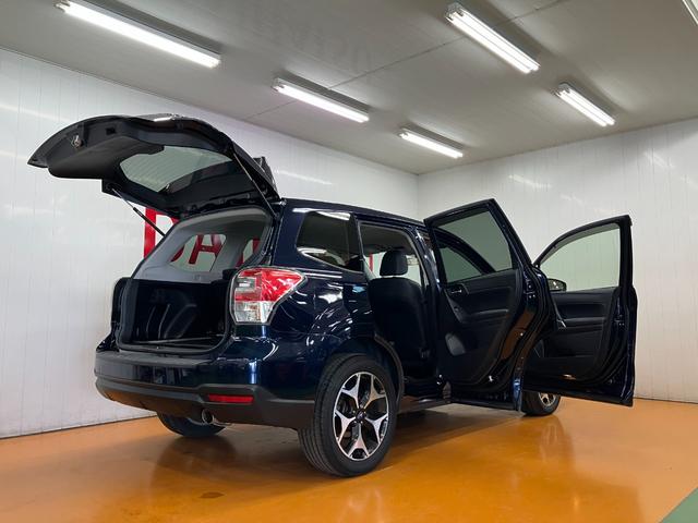 フォレスターＳ−リミテッド　カーナビ　ＥＴＣ　全席シートヒーター４ＷＤ　衝突被害軽減ブレーキシステム　Ｂカメラ　カーゴトレーマット　全席シートヒーター　クルーズコントロール　ステアリングスイッチ　パドルシフト　Ｘ−ＭＯＤＥ　ブラインドスポットモニター（神奈川県）の中古車