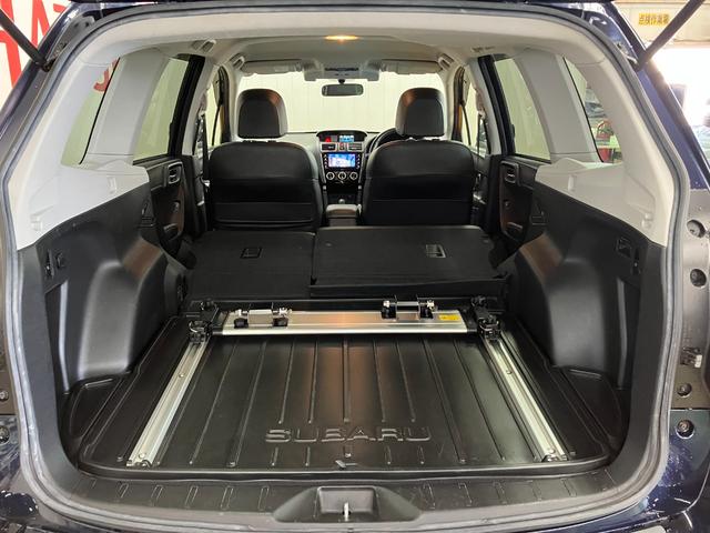 フォレスターＳ−リミテッド　カーナビ　ＥＴＣ　全席シートヒーター４ＷＤ　衝突被害軽減ブレーキシステム　Ｂカメラ　カーゴトレーマット　全席シートヒーター　クルーズコントロール　ステアリングスイッチ　パドルシフト　Ｘ−ＭＯＤＥ　ブラインドスポットモニター（神奈川県）の中古車