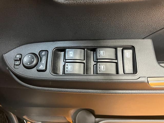 タントカスタムＲＳ　電動パーキングブレーキサポカーＳワイド適合　ミラクルオープンドア　両側オートスライドドア　電動パーキングブレーキ　ステアリングスイッチ　シートヒーター　オートエアコン　コーナーセンサー　キーフリー（神奈川県）の中古車