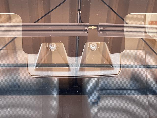 ハイゼットカーゴDXサポカーSワイド適合 Bluetoothチューナー エアコン アクセサリーソケット コーナーセンサー アイドリングストップ 光軸調整ダイヤル 横滑り防止機能 誤発進抑制機能 パワーウインドウ キーレス(神奈川県)の中古車