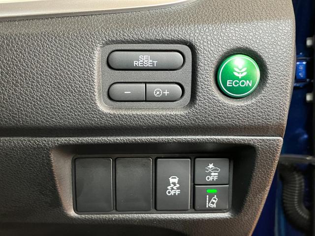 ジェイドRS・ホンダセンシング衝突被害軽減ブレーキシステム ドラレコ ステアリングスイッチ クルーズコントロール パドルシフト Pスタート USB接続端子 アクセサリーソケット レーンアシスト ECONモード ETC キーフリー(神奈川県)の中古車