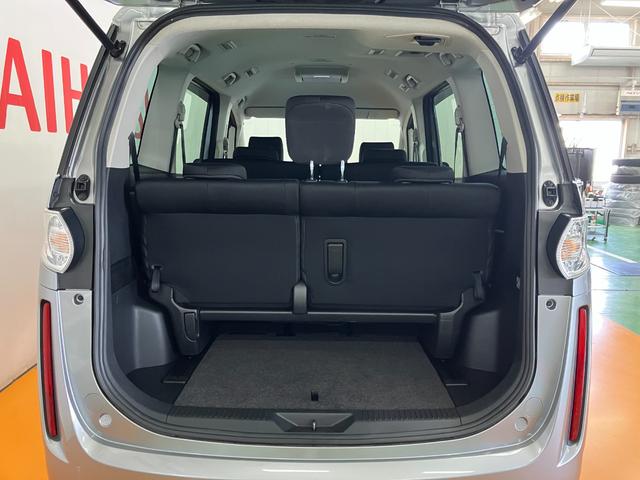 ビアンテグランツ−スカイアクティブ　後席モニター衝突被害軽減ブレーキシステム　３列シート　Ｂカメラ　後席モニター　ＥＴＣ　ステアリングスイッチ　パドルシフト　両側オートスライドドア（神奈川県）の中古車