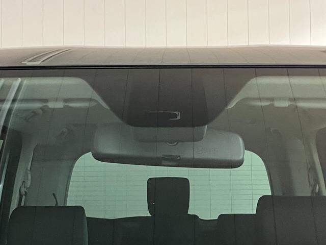 ビアンテグランツ−スカイアクティブ　後席モニター衝突被害軽減ブレーキシステム　３列シート　Ｂカメラ　後席モニター　ＥＴＣ　ステアリングスイッチ　パドルシフト　両側オートスライドドア（神奈川県）の中古車